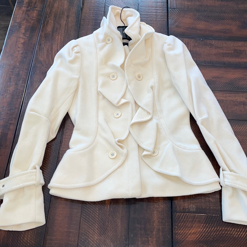 BCBG Cream Jacket worn Once! Perfect Condition.
